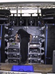 Amplifier-Racks zwischen hinterer Boxenwand